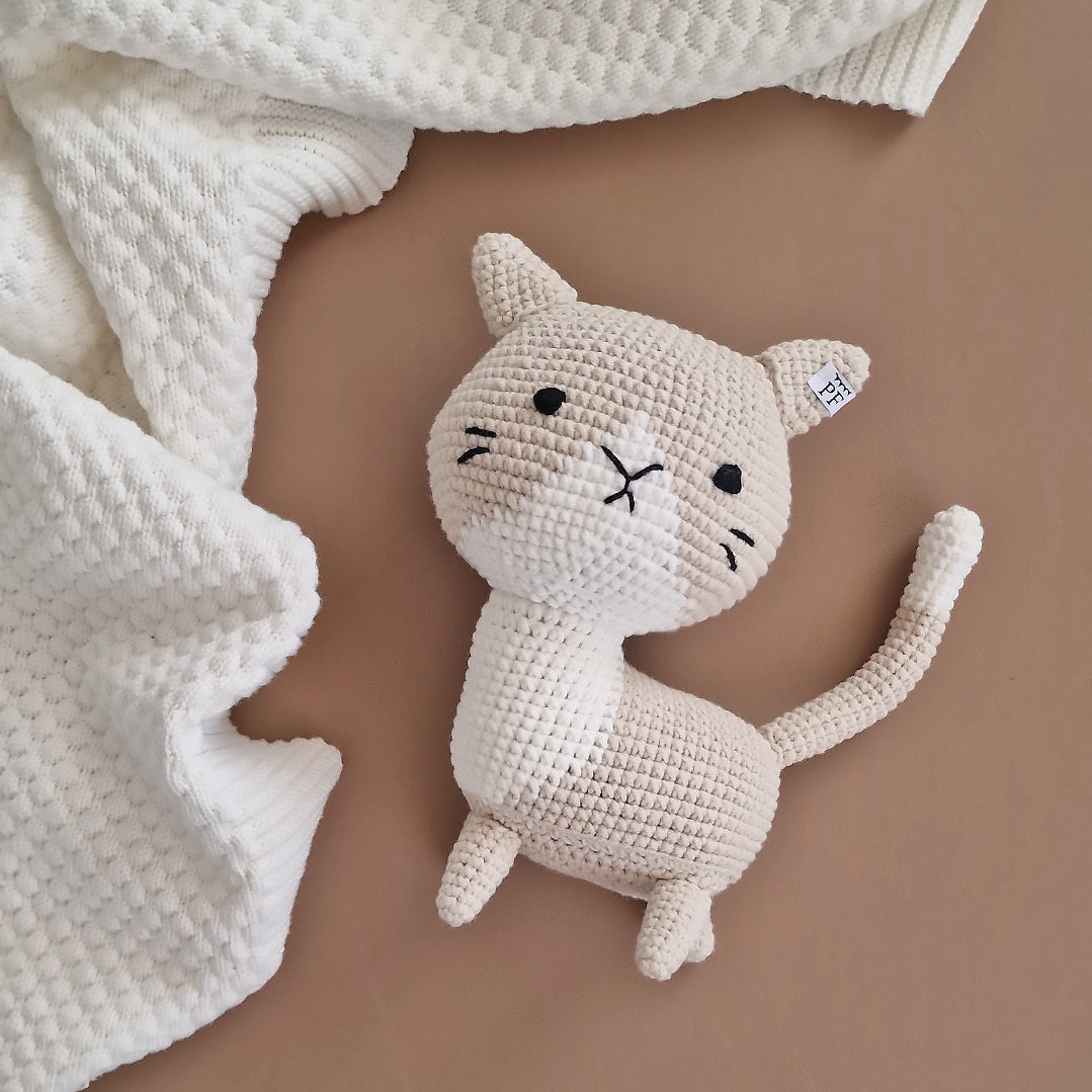 Crochet Cat - Cotton - Oatmeal - Petit Filippe