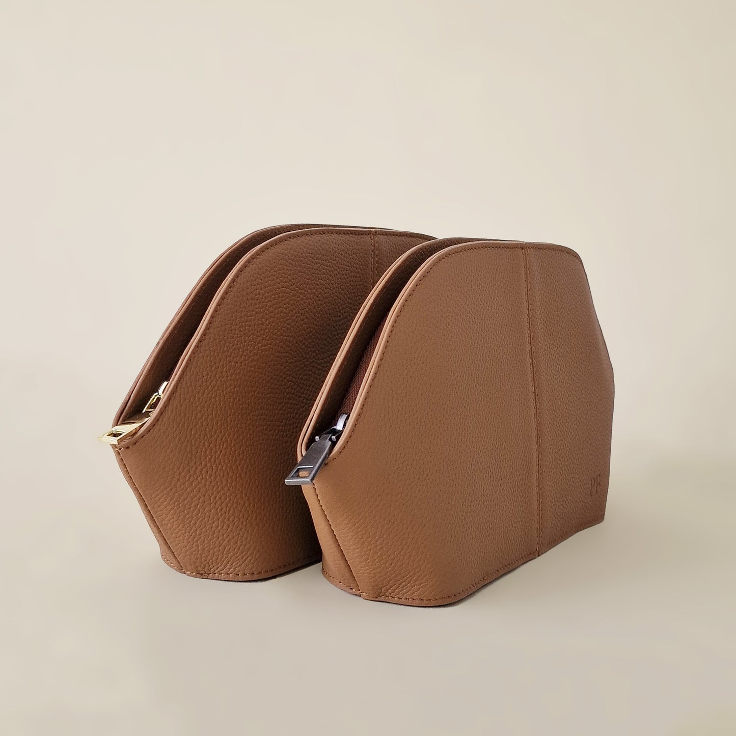 The Timeless Leather Pouch - Tan / Graphite - Petit Filippe