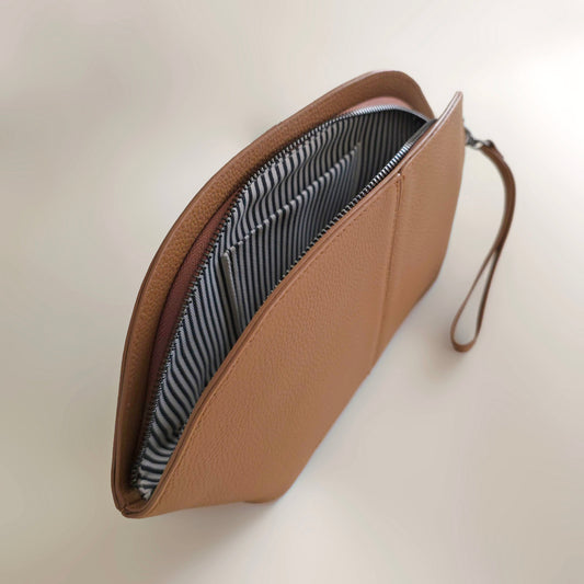The Timeless Leather Pouch - Tan / Graphite - Petit Filippe