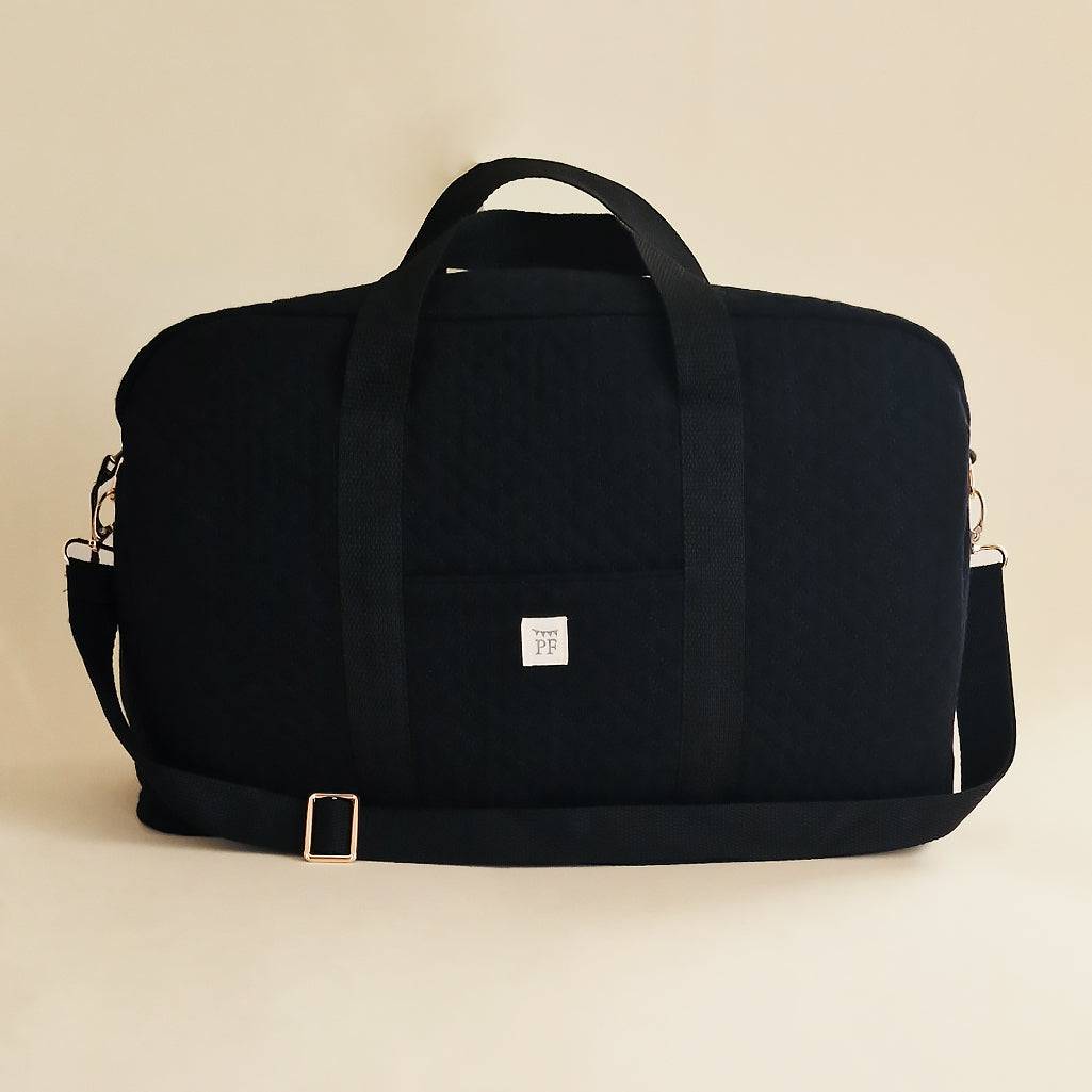 Gesteppte Wickeltasche Black