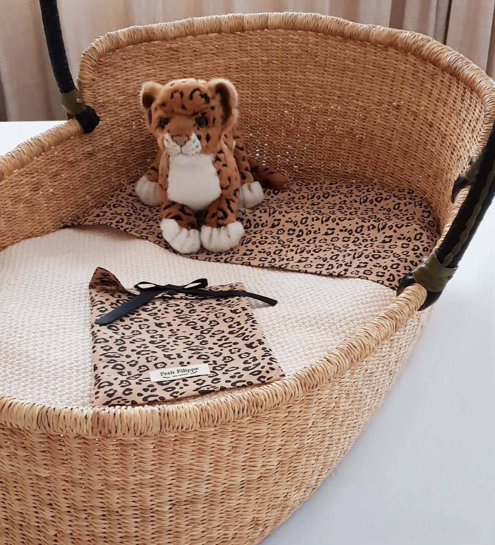 76 x 43 cm - Linen Fitted Sheet to fit our Moses Basket Mattress - Leopard - Petit Filippe