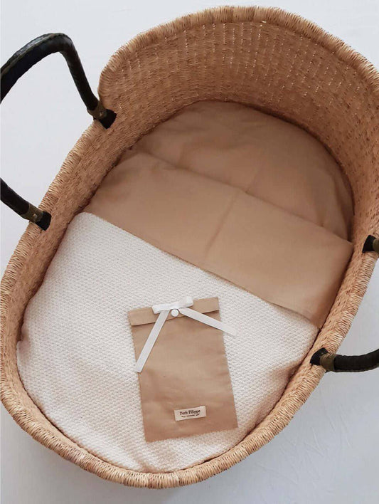 76 x 43 cm - Linen Fitted Sheet to fit our Moses Basket Mattress - Sand - Petit Filippe