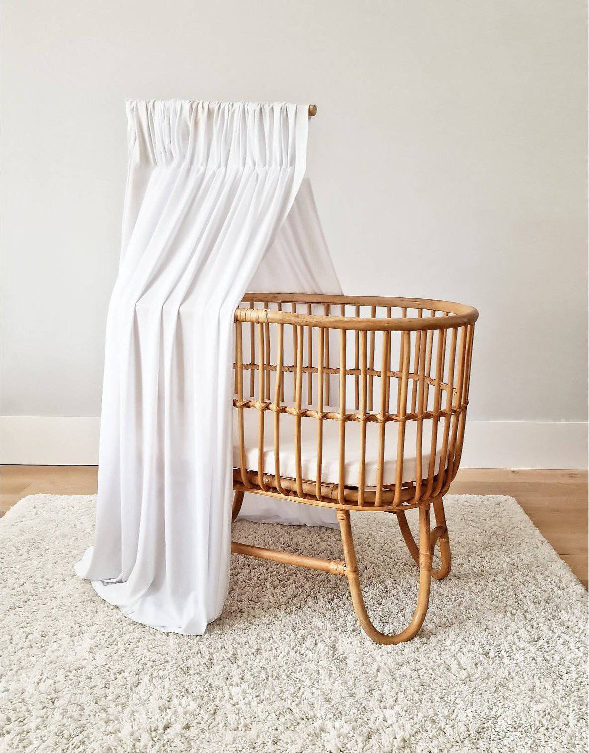 Handmade Rattan Bassinet - Vintage Style - Petit Filippe