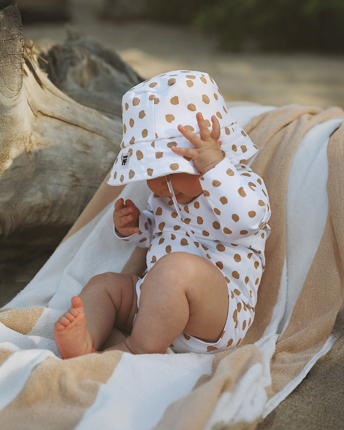 Swimwear - Bucket Hat - UPF50+ - Dots - Petit Filippe
