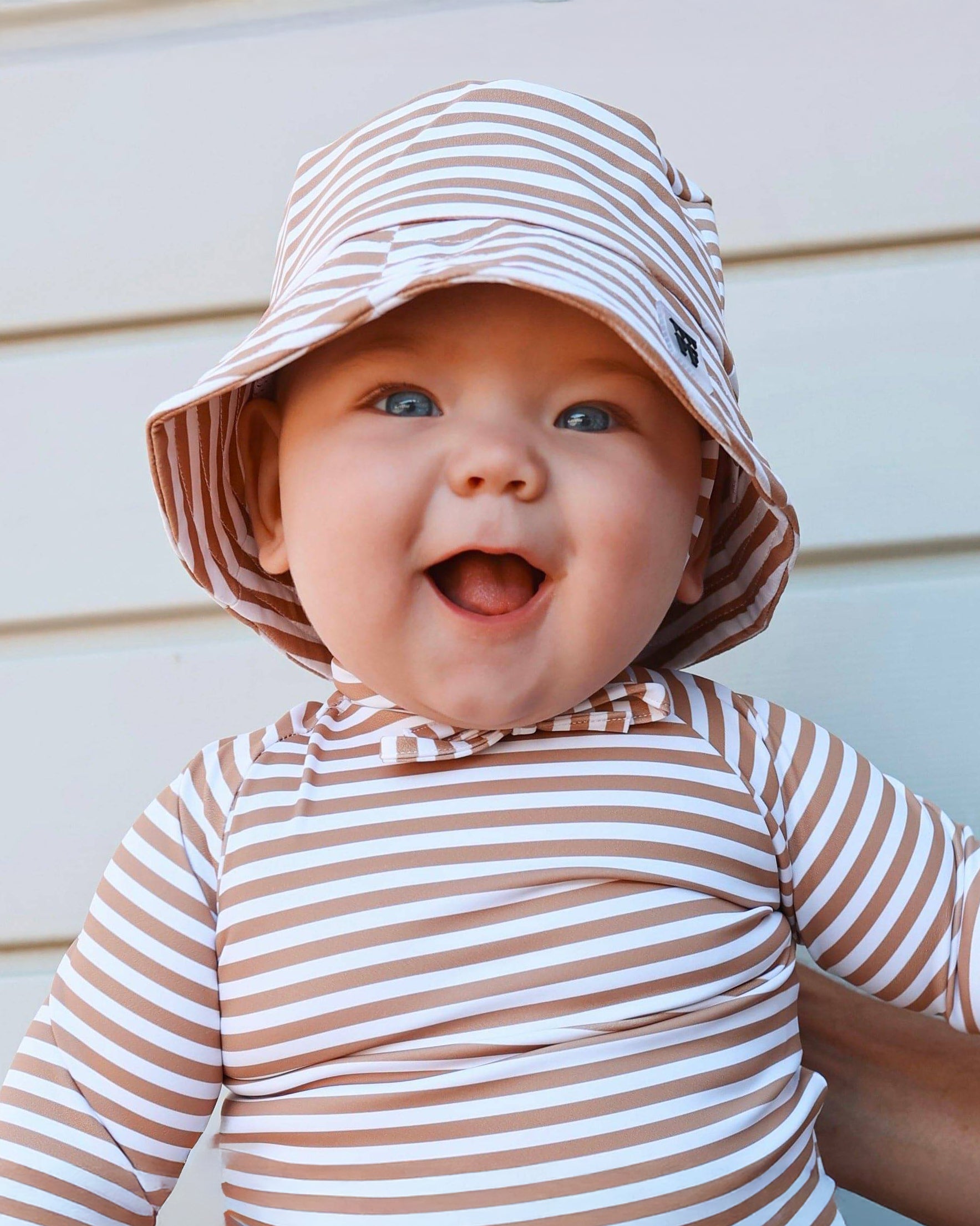 Swimwear - Bucket Hat - UPF50+ - Striped - Petit Filippe