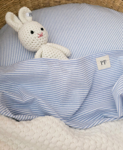 76 x 43 cm - Fitted Sheet to fit our Moses Basket Mattress - Classic Blue Stripe