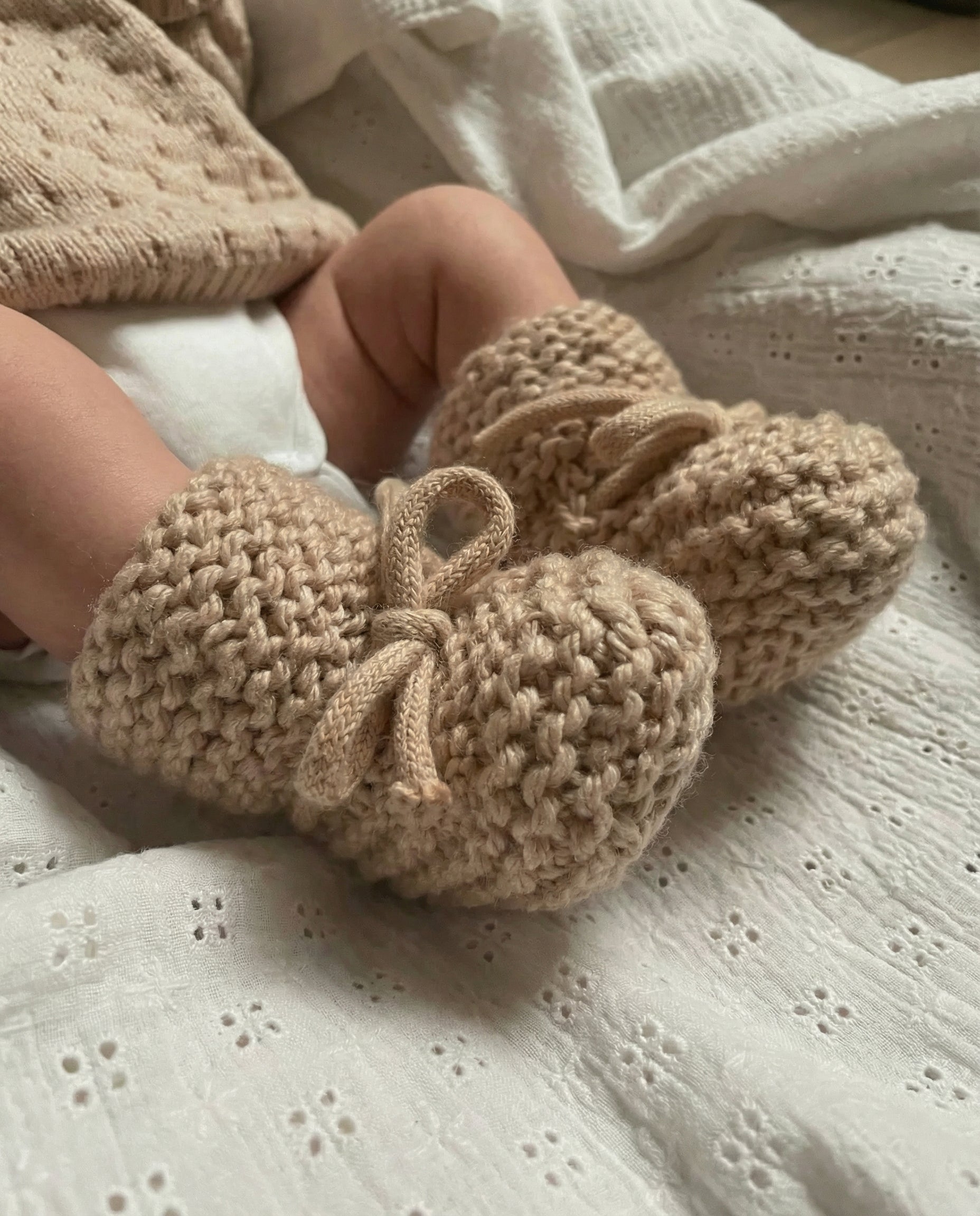 Baby - Knitted Booties - Oatmeal - Petit Filippe