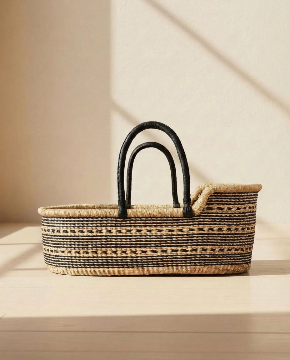 Moses Basket - no. 11 - Petit Filippe