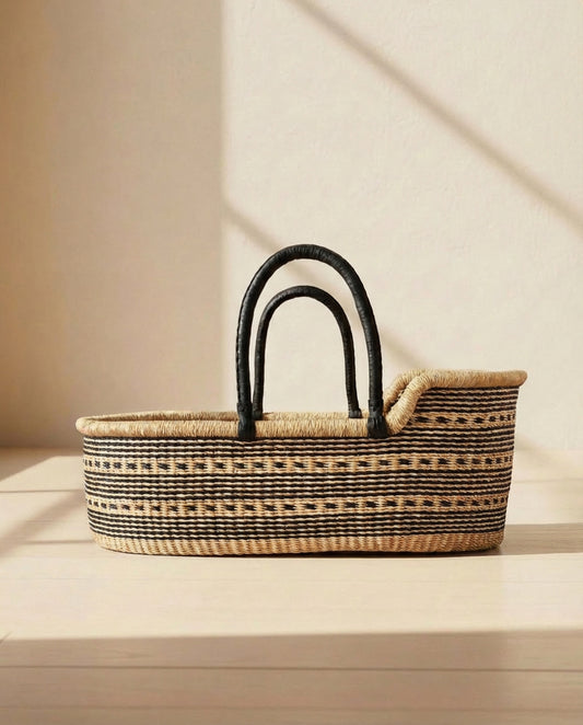 Moses Basket - no. 11 - Petit Filippe