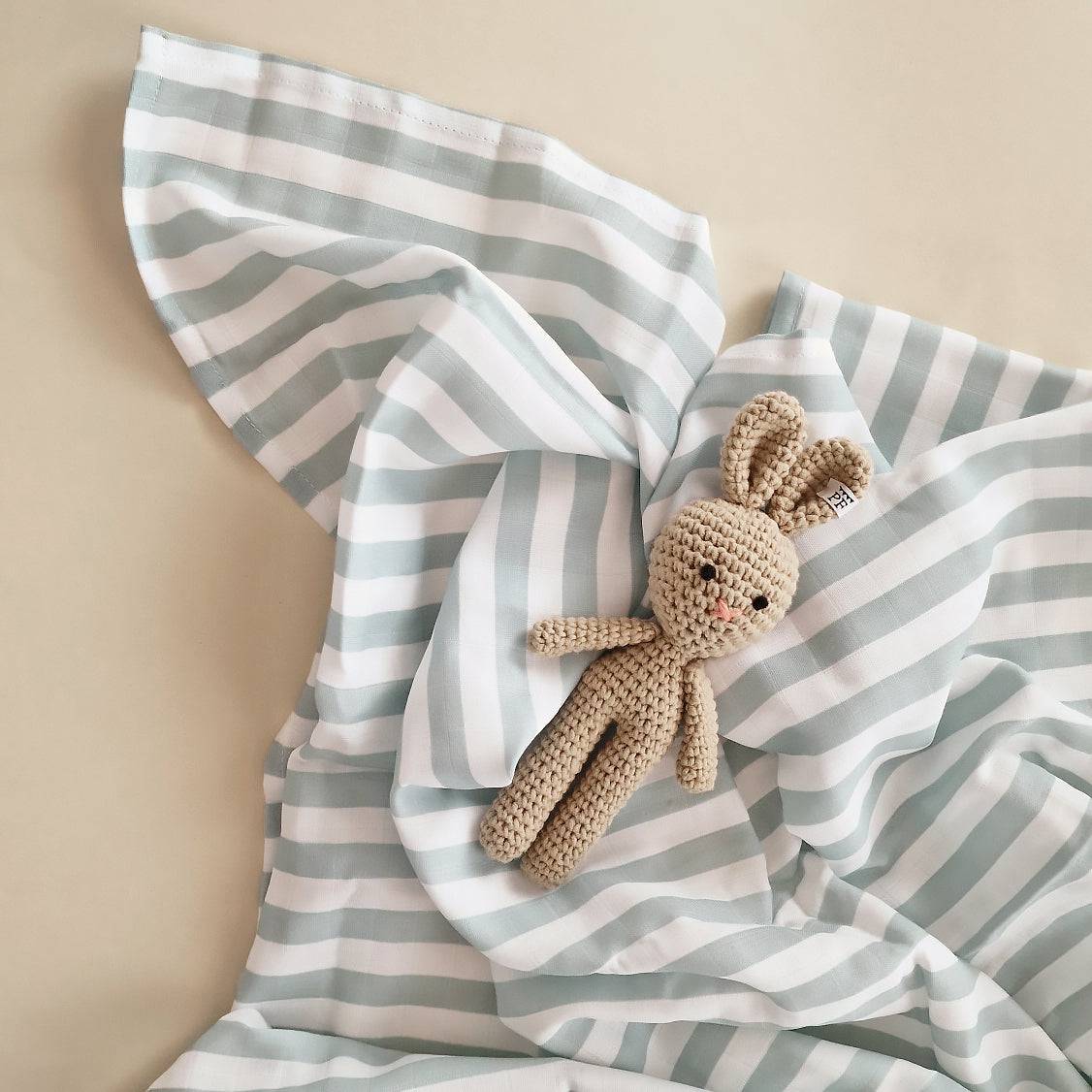 Muslin Swaddle XL - Misty Blue Stripes - Petit Filippe