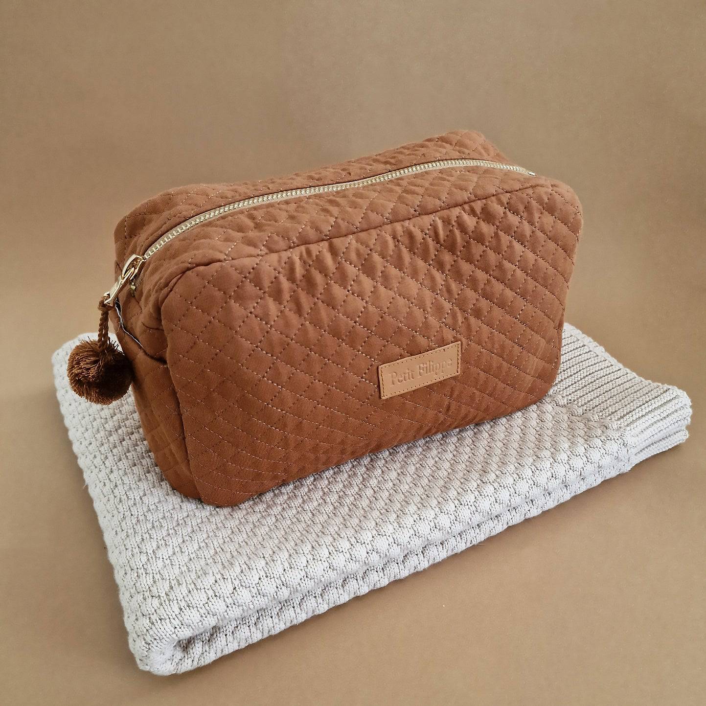 Quilted Toiletry Bag - Brick - Petit Filippe