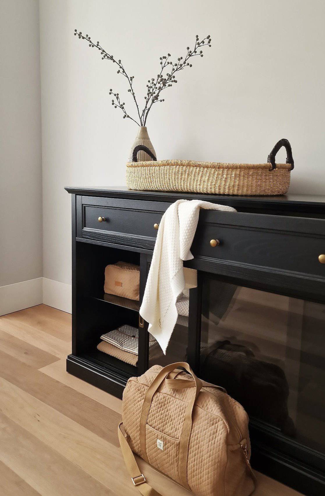 Baby Changing Basket - no. 01 - Neutral - Petit Filippe