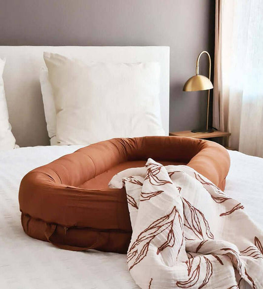 Baby Nest - Brick - Petit Filippe
