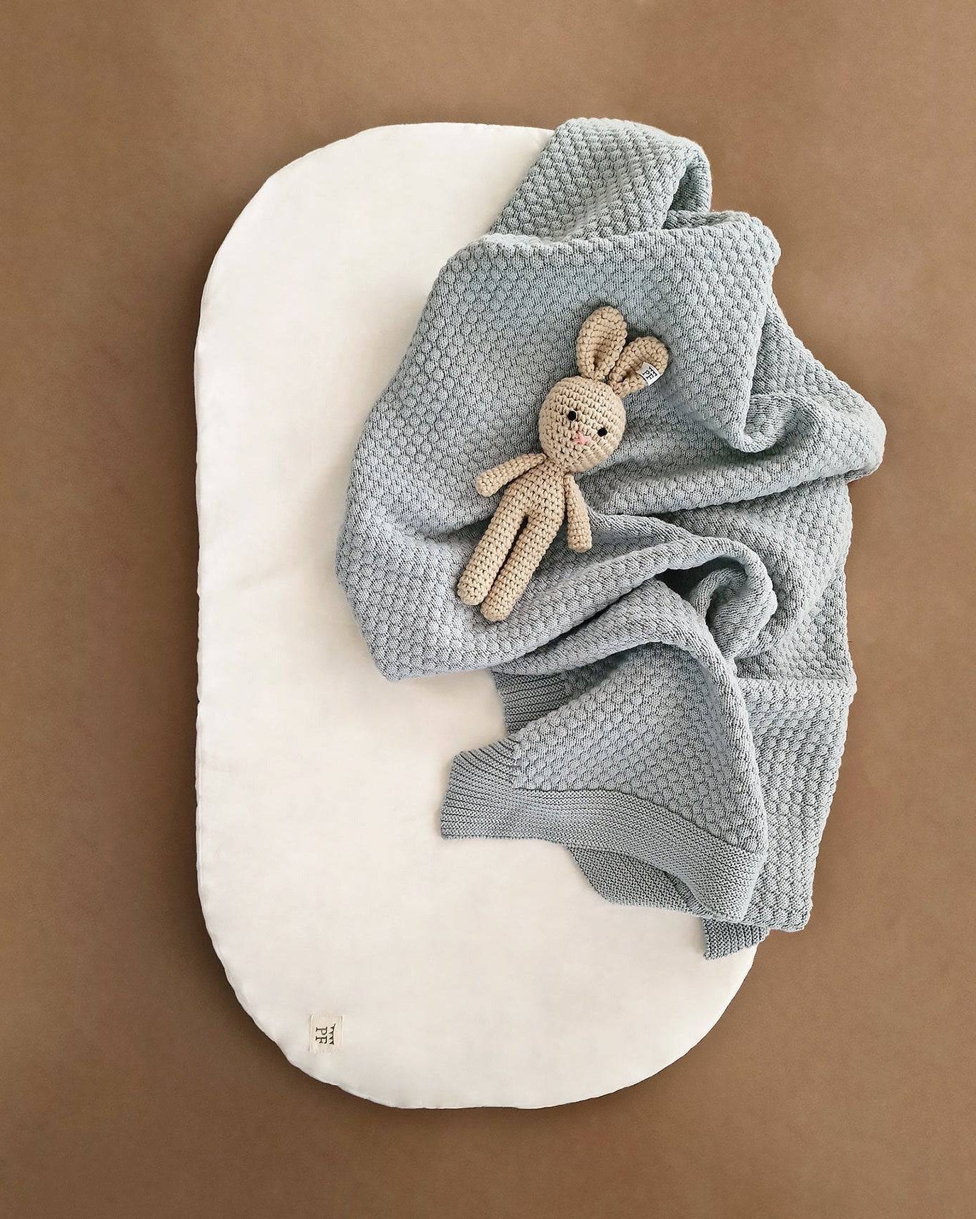 Mattress - Cold Foam - 76 x 43 cm - To fit our Moses- and Changing Basket - Petit Filippe