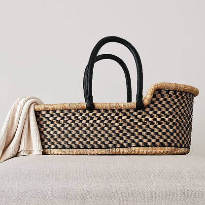 Moses Basket - no. 10 - Petit Filippe