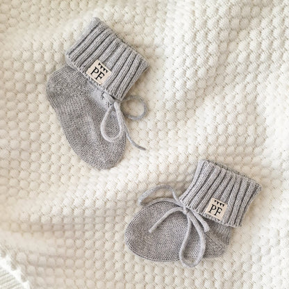 Cotton Newborn Booties - Grey - Petit Filippe