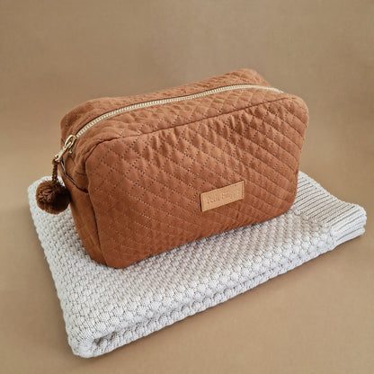Quilted Toiletry Bag - Brick - Petit Filippe