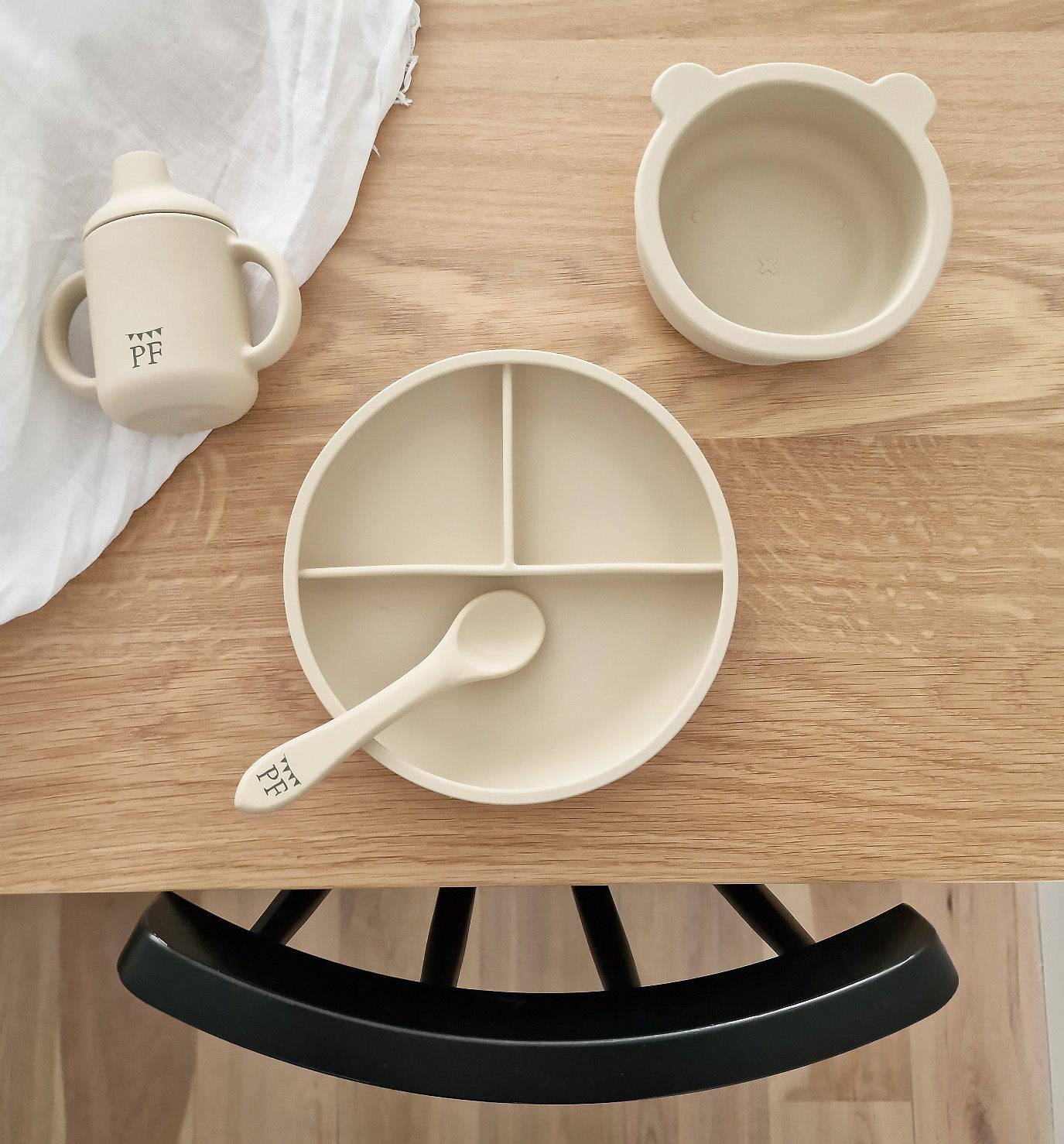 Silicone Divided Plate with suction base - Oatmeal - Petit Filippe