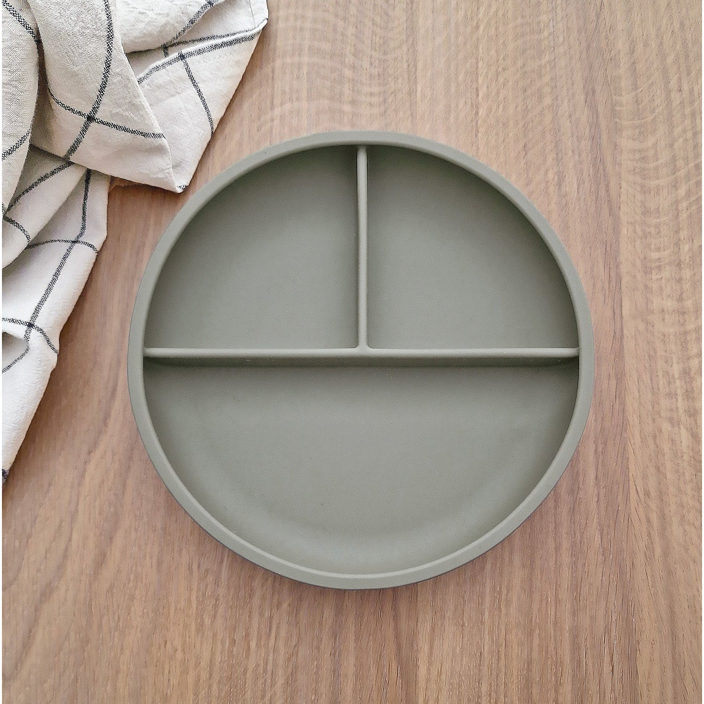 Silicone Divided Plate with suction base - Sage - Petit Filippe